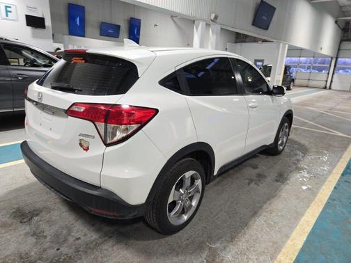 2022 Honda HR-V LX