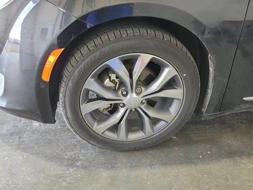 2017 Chrysler Pacifica Limited