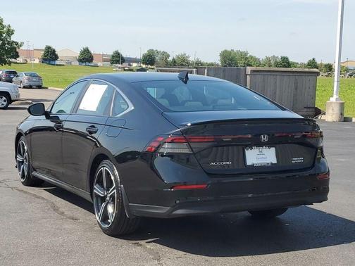 2025 Honda Accord Hybrid Sport