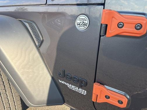 Granite Crystal Clearcoat Metallic 2021 Jeep Wrangler Sport