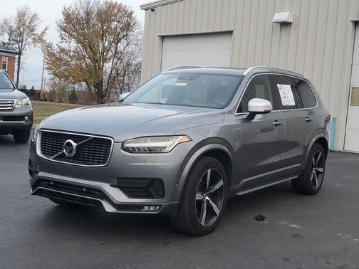 2016 Volvo XC90 T6 R-Design