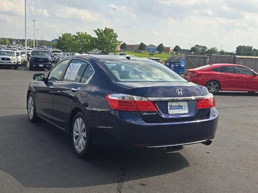 Still Night Pearl 2015 Honda Accord EX-L