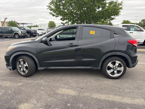 Crystal Black Pearl 2016 Honda HR-V LX