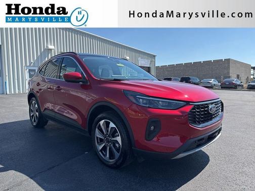 Rapid Red Metallic Tinted Clearcoat 2025 Ford Escape Platinum