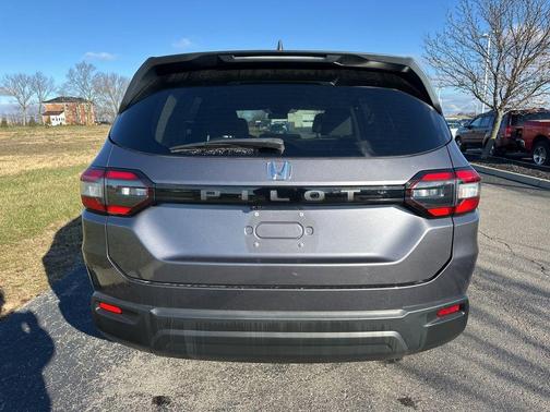 2023 Honda Pilot LX