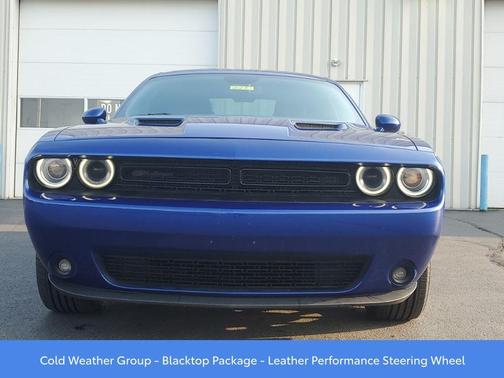 2022 Dodge Challenger SXT