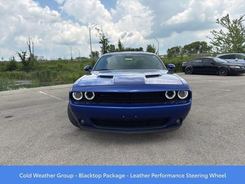 2022 Dodge Challenger SXT