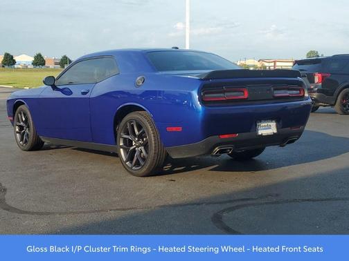 2022 Dodge Challenger SXT