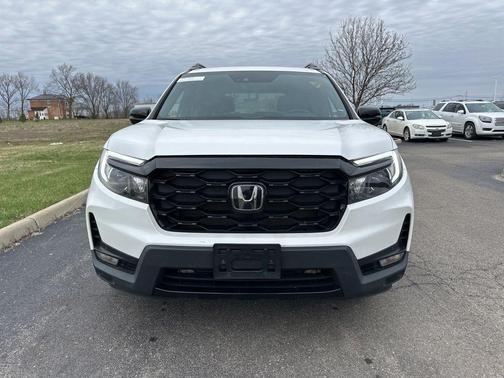 2023 Honda Passport Elite