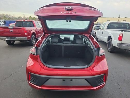2020 Hyundai IONIQ Hybrid SEL