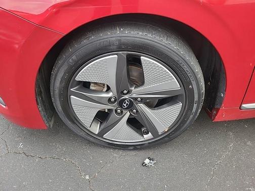 2020 Hyundai IONIQ Hybrid SEL