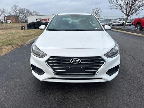 2022 Hyundai Accent SE