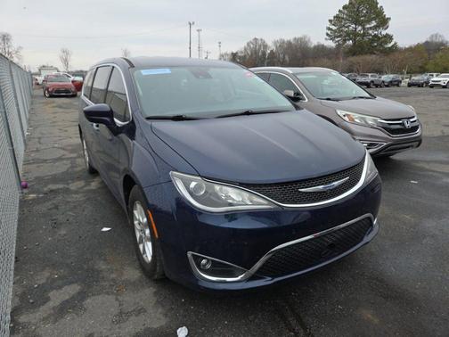 2020 Chrysler Pacifica Touring
