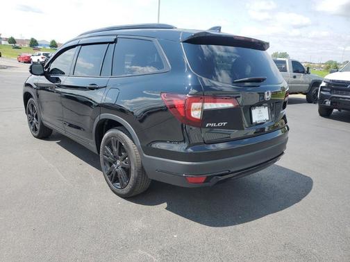 2022 Honda Pilot Black Edition