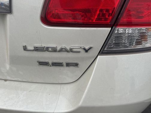 2012 Subaru Legacy 3.6R Limited