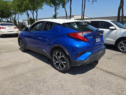 2018 Toyota C-HR XLE Premium