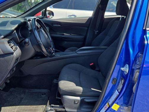 2018 Toyota C-HR XLE Premium