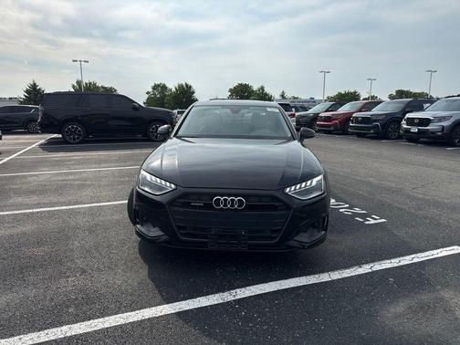 Mythos Black Metallic 2022 Audi A4 40 Premium Plus
