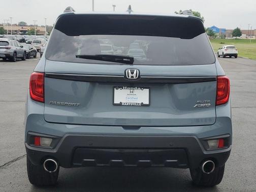 2023 Honda Passport Elite