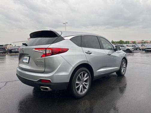 Lunar Silver Metallic 2024 Acura RDX Technology Package