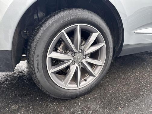 Lunar Silver Metallic 2024 Acura RDX Technology Package