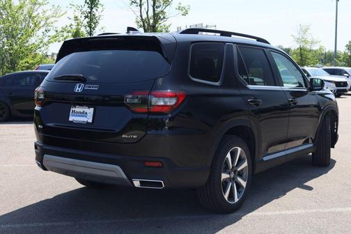2025 Honda Pilot Elite