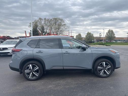 2025 Nissan Rogue SL