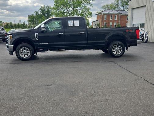 Agate Black Metallic 2019 Ford F-250 XL