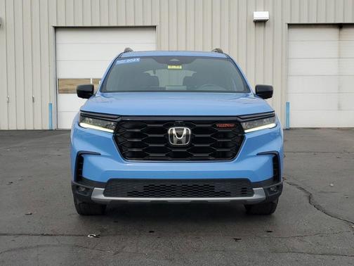 2023 Honda Pilot TrailSport
