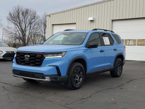 2023 Honda Pilot TrailSport
