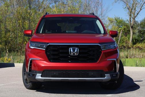 2025 Honda Pilot Touring+