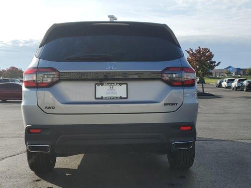 2025 Honda Pilot Sport