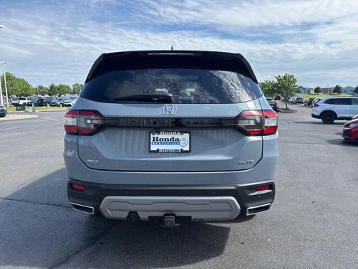 Sonic Gray Pearl 2024 Honda Pilot Elite