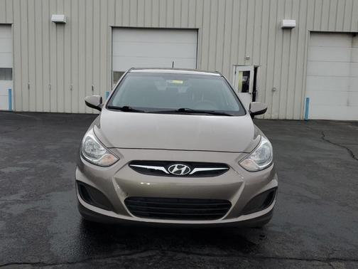 2014 Hyundai Accent GS