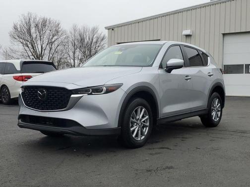 2023 Mazda CX-5 2.5 S Preferred Package