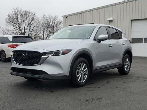 2023 Mazda CX-5 2.5 S Preferred Package