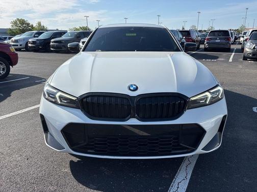 Alpine White 2023 BMW 330 i xDrive