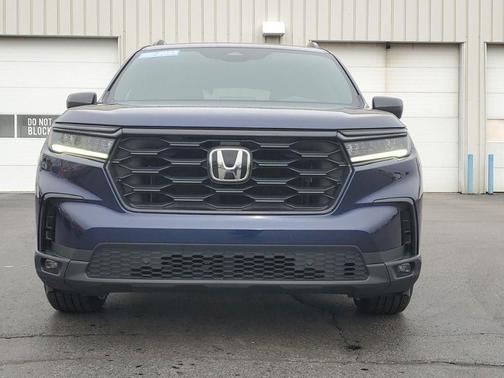 2023 Honda Pilot Sport