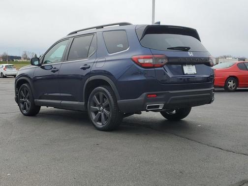 2023 Honda Pilot Sport