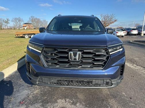 2023 Honda Pilot Sport
