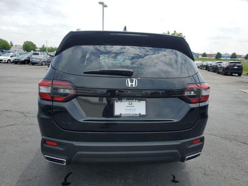 2025 Honda Pilot Sport