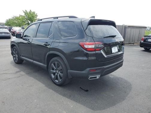 2025 Honda Pilot Sport