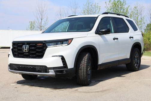 2025 Honda Pilot TrailSport