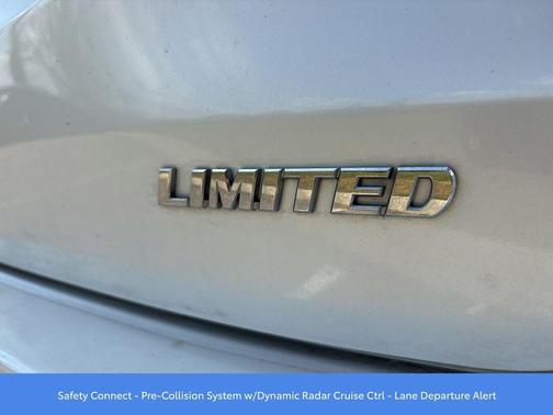 2014 Toyota Highlander Limited Platinum