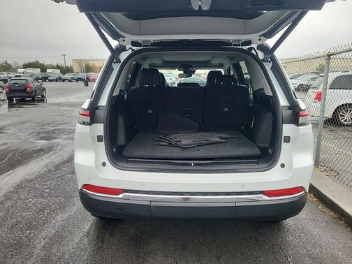 2022 Jeep Grand Cherokee 4xe Base