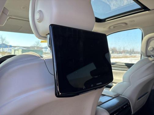 2023 Jeep Wagoneer Series II