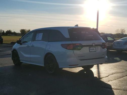 2023 Honda Odyssey Sport