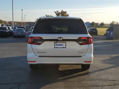 2023 Honda Odyssey Sport