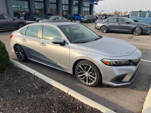 2022 Honda Civic Touring