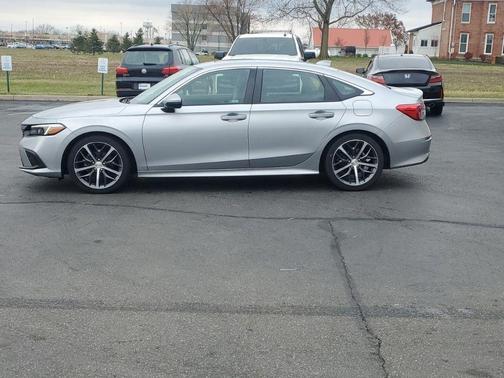 2022 Honda Civic Touring